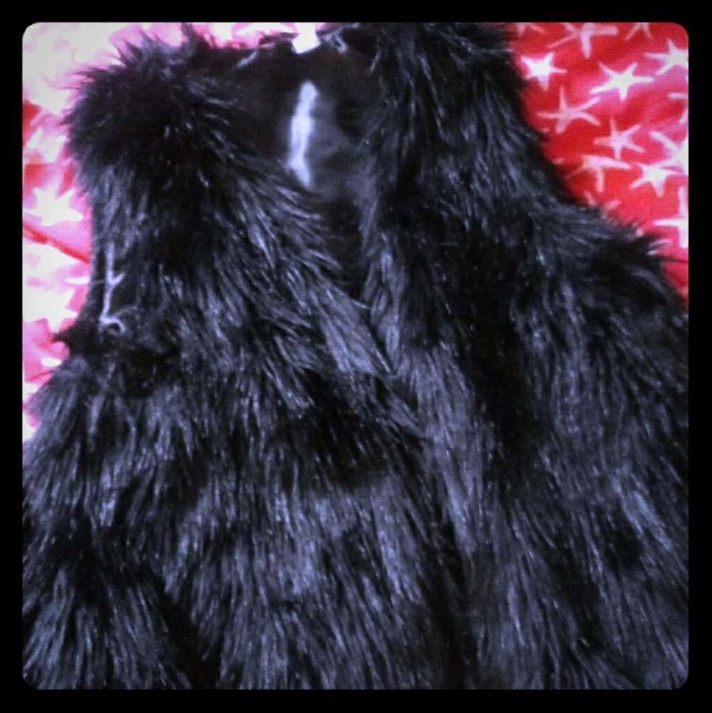 Fluffy Vest